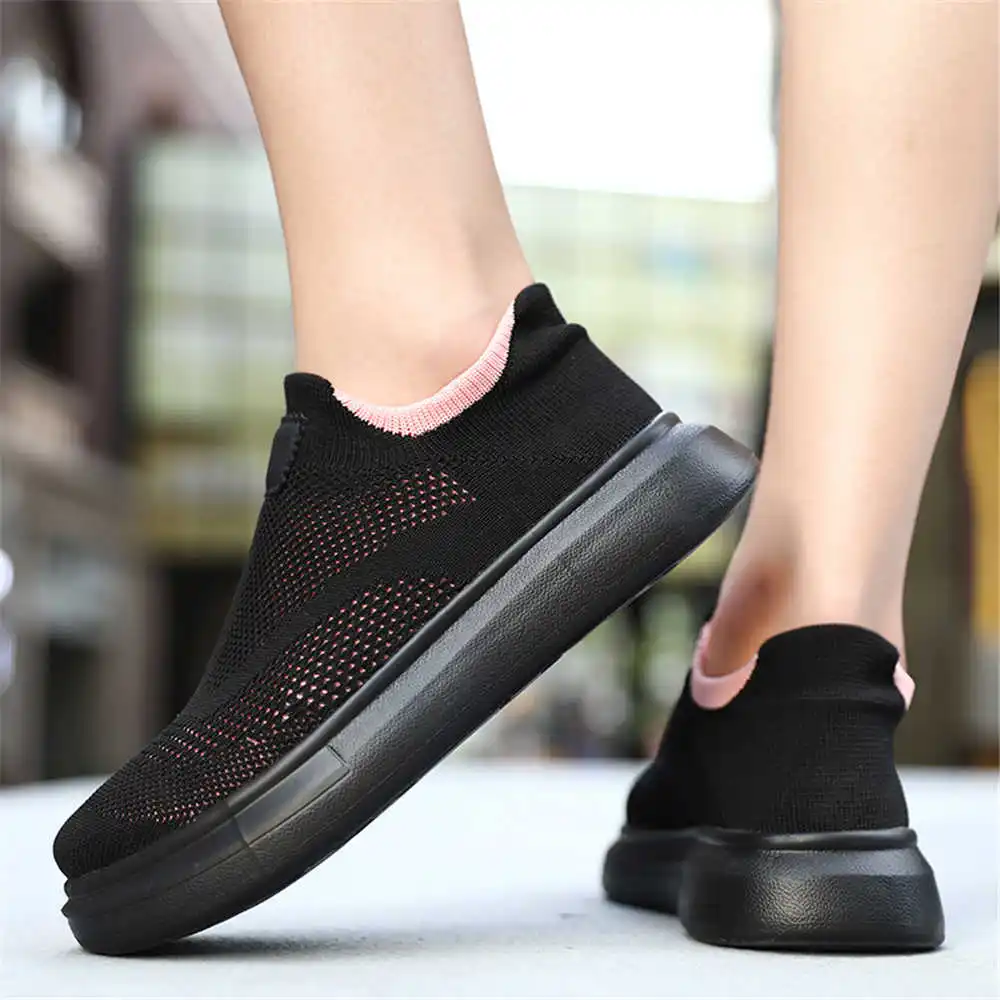 Office Tech Guy - Calze con plateau scarpe marroni per
